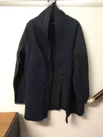 팔라스 팰리스 울 가운