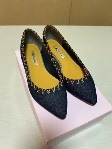 DIANA 펌프스 23cm