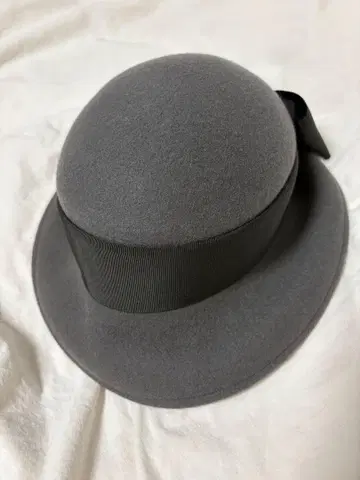 maxim couture 맥신 리본 달린 울 햇