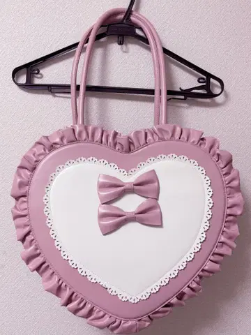 axes femme kawaii 덕질 하트 백 핑크