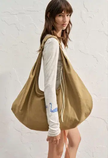 H&M 미아 레건 엑스라지 캔버스 백