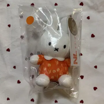 네덜란드관 미피 봉제 인형 오렌지 키링 튤립 만박