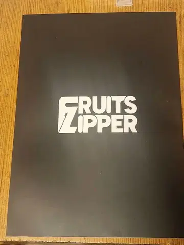 FRUITS ZIPPER 사진집