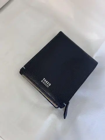 TAKEO KIKUCHI 네이비 접이식 지갑 새상품