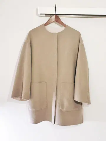 레어 유나이티드 애로우즈 바이컬러 리버 미들 코트