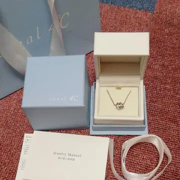 4 C 목걸이