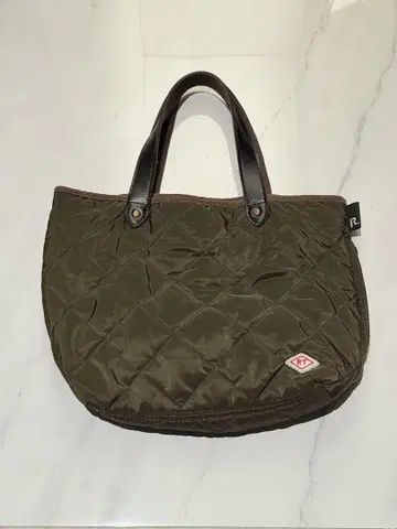 [중고] ROOTOTE 올리브 그린 퀼팅 토트백