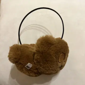 유니버셜 팀 귀도리