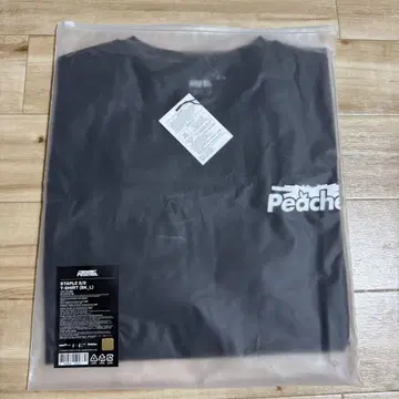 LE SSERAFIM peaches T셔츠 L 사이즈