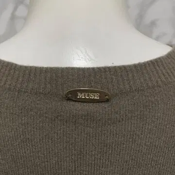 MUSE Deuxieme Classe 니트