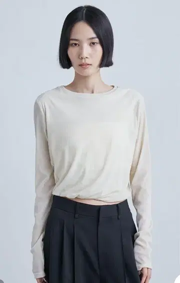 새상품 플로키 튤 꼬임 T셔츠