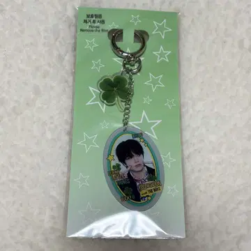 THE BOYZ 영훈 아크릴 키링 popup