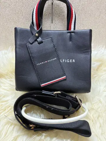 TOMMY HILFIGER 블랙 핸드. 숄더백으로도 사용 가능합니다