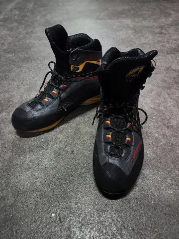 La Sportiva 트랑고 타워 45 약 28cm