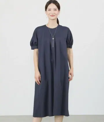 AMACA 네이비 반팔 롱 원피스 현재 판매 중
