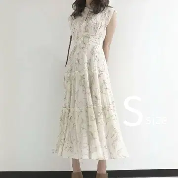 SNIDEL 티어드 플리츠 원피스 아이보리 [ 완판템 ]