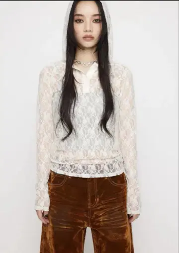 LAGUA GEM FLOR LACE HOODIE 상의