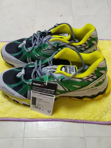 리복 DMX 트레일 섀도우 미사용 새상품 27cm 리복