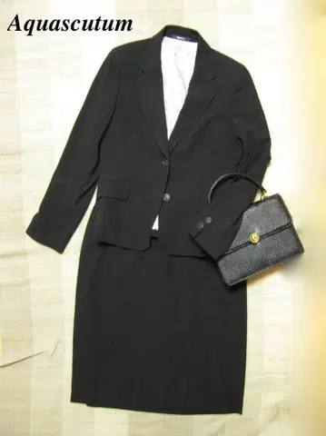 [ 새상품급 ] Aquascutum 블랙 포멀 슈트 자켓&스커트