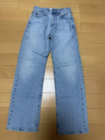 UNIQLO 스트레이트 데님