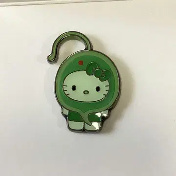 오사카 간사이 만박 모키티 핀 배지 일본관 헬로키티 우치와히게무시