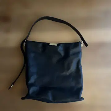PUNTI 숄더백