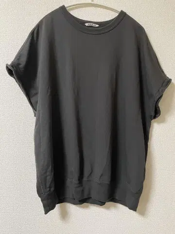 AURALEE 프렌치 슬리브 맨투맨