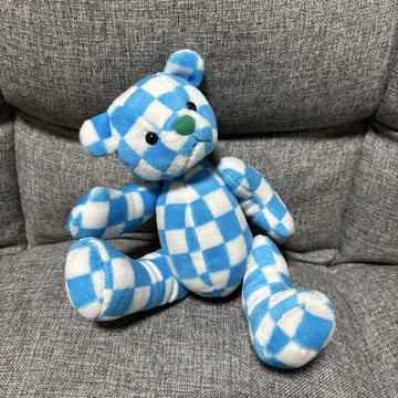 체크 무늬 곰 봉제 인형