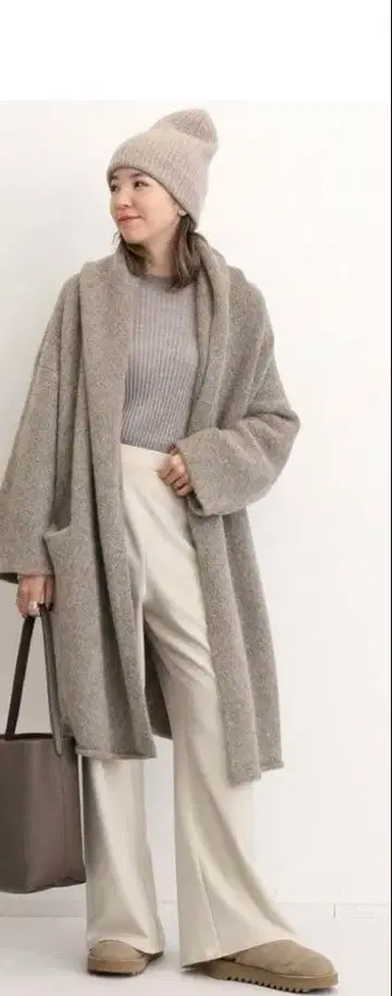 Lauren Manoogian 로렌 마누지안 CAPOTE COAT