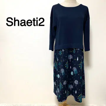Shaeti2 네이비 컬러 절개 디자인 니트 원피스