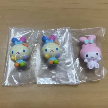 산리오 변신 토끼 피규어