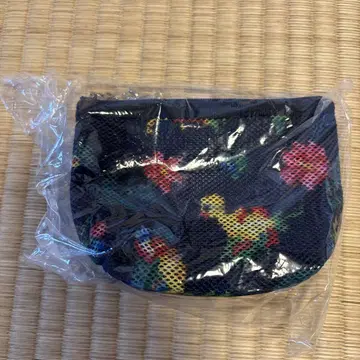 네이비 꽃무늬 메쉬 파우치 (페이러)