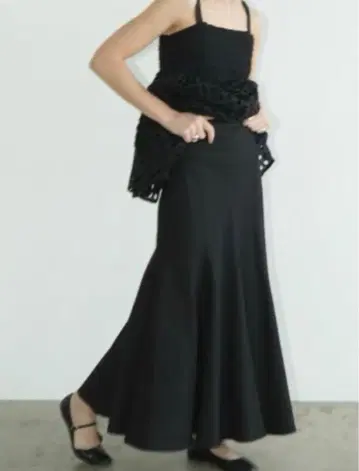 CLANE LINEN MAXI MERMAID SKIRT 사이즈 0 블랙