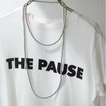 THE PAUSE 메탈 공 롱 목걸이