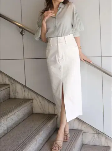 로얄 파티 데님 롱 타이트 스커트 화이트