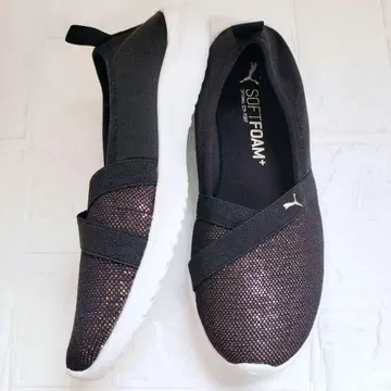 새상품급 PUMA 아델리나 샤인 블랙 실버 24.5cm