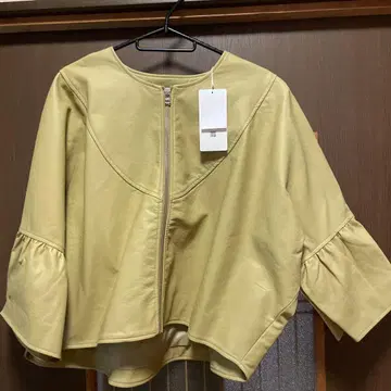 부즈루드 가죽 노카라 V 요크 자켓 새상품