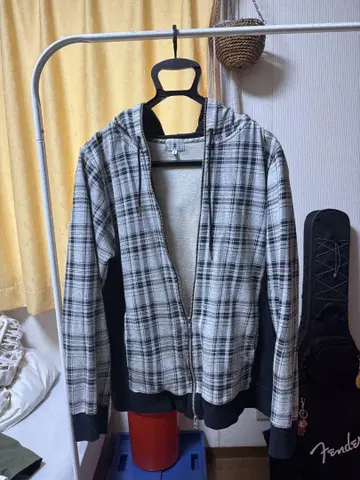 체크 무늬 후드티 그레이/블랙