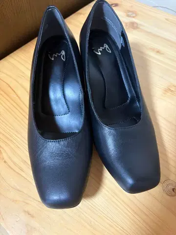 잉그 스퀘어토 블랙 펌프스 24cm EEE