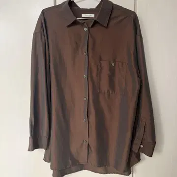 FREAK'S STORE 브라운 긴팔 셔츠 포켓 부착
