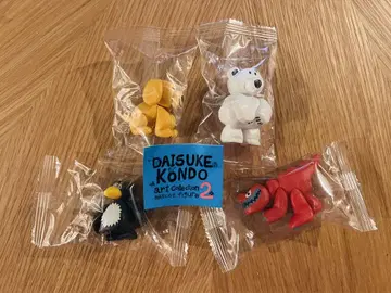 DAISUKE KONDO 아트 컬렉션 마스코트 피규어 2종/4종