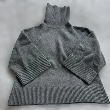 1회 착용 클리닝 완료 Theory 그레이 터틀넥 스웨터 S