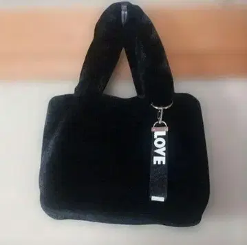 미사용 새상품 LUCA 구매 퍼 핸드백