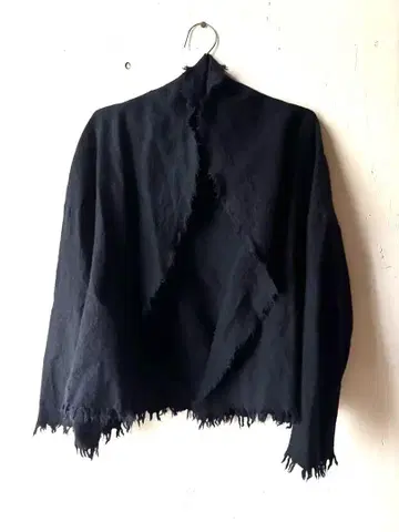 프린지 마감 블랙 가디건