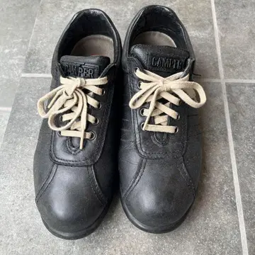 CAMPPER 블랙 가죽 스니커즈