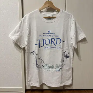 미세스 그린애플 피요르드 FJORD 티셔츠 M 사이즈