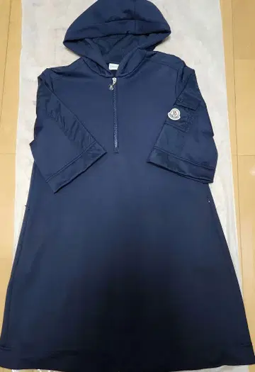 MONCLER 네이비 후드 부착 원피스 후드티 S