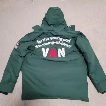 [컨디션 최상] VAN jac 아치 로고 다운 L