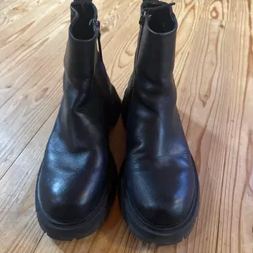 ZARA 숏부츠 25.0 39사이즈