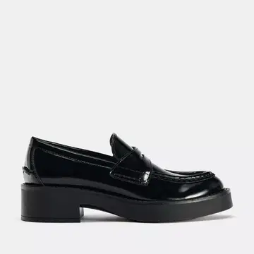 ZARA 에나멜 가죽 느낌 페니 스트랩 로퍼 37